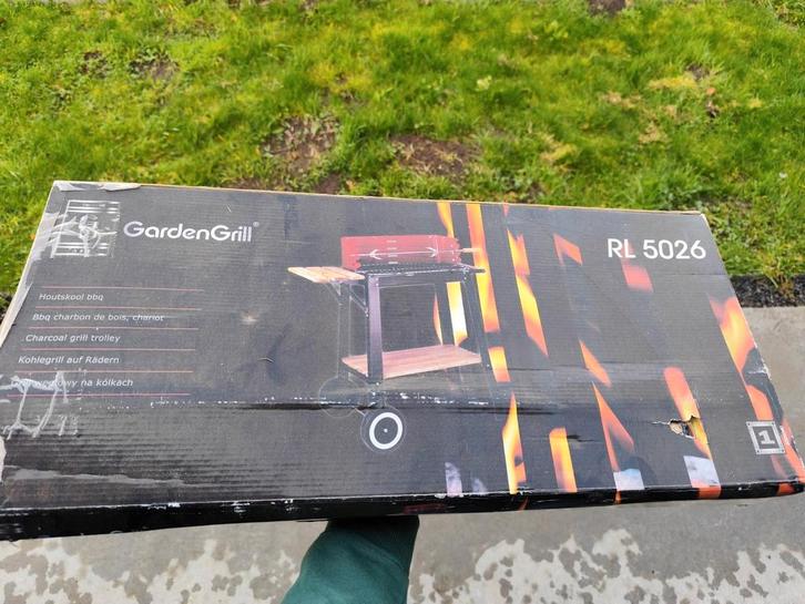 BBQ - rechthoekig: nieuw in verpakking, Tuin en Terras, Houtskoolbarbecues, Nieuw, Met accessoires, Ophalen