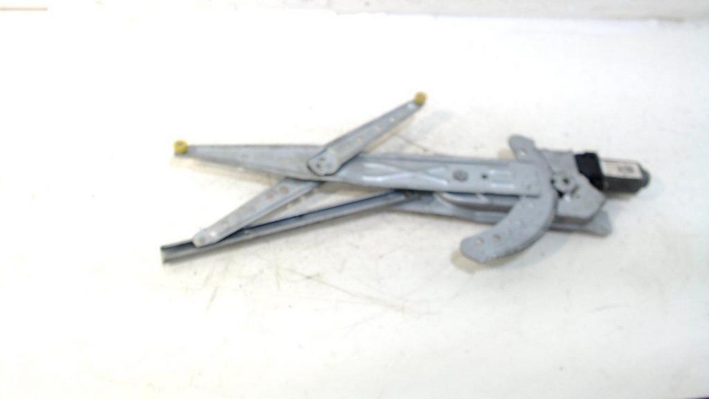 Raammechaniek elektrisch links voor Renault Kangoo, Onderdelen@venauto.nl, Van der Ven Autorecycling B.V., Ettenseweg 76, 4706 PB Roosendaal, The Netherlands