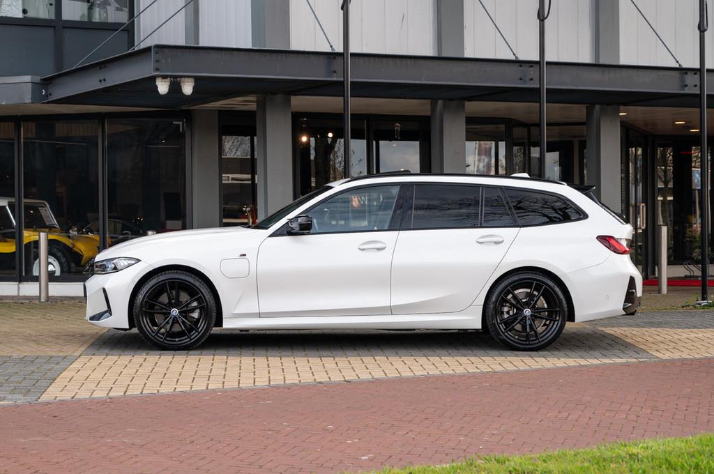 BMW 3-serie 330e M-Performance G21 Touring LCI, Cuir, Entreprise, Noir, Automatique