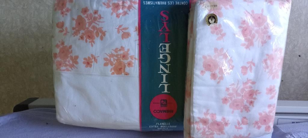 Draps de lit en flanelle 220 X 275, Maison & Meubles, Enlèvement ou Envoi