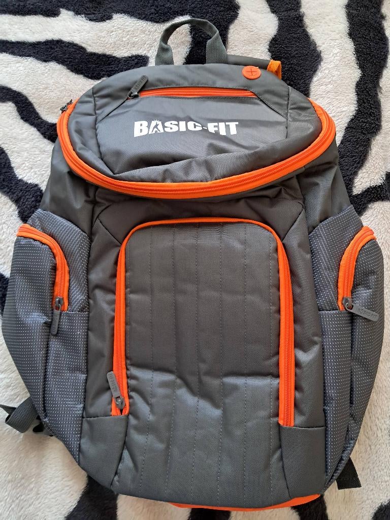 Sac a dos basic fit bon état, Handtassen en Accessoires, Tassen | Sporttassen, Ophalen, Zo goed als nieuw, Heren