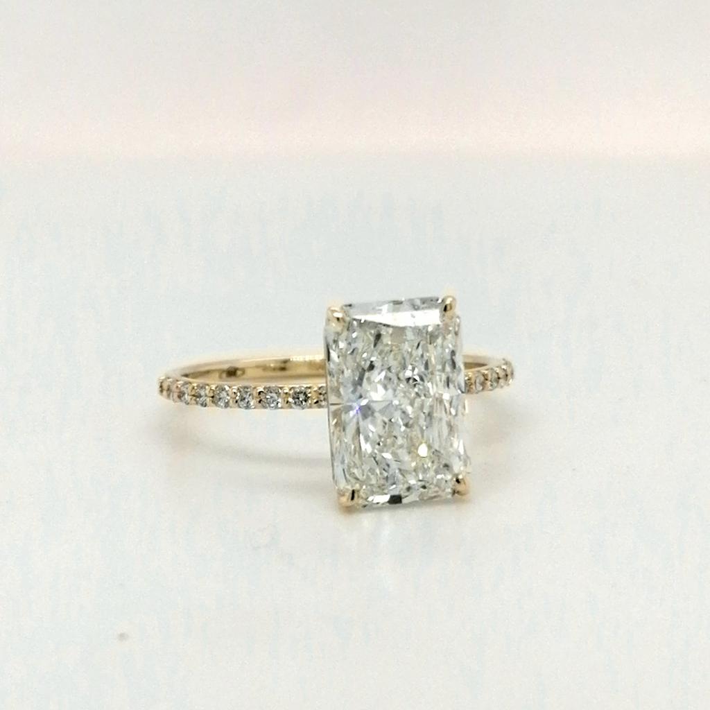 Geelgouden ring van 14 kt met een radiantsnij lab-grown, Enlèvement