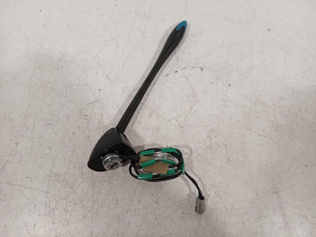 Antenne Nissan Leaf, Enlèvement ou Envoi, Van der Ven Autorecycling B.V., Onderdelen@venauto.nl, Ettenseweg 76, 4706 PB Roosendaal, The Netherlands