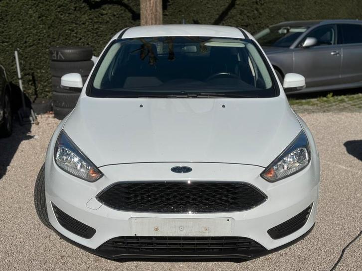 Ford Focus 1.0i benzine - 2018*64000KM*Trekhaak*GARANTIE!, Auto's, Ford, Bedrijf, Te koop, Focus, ABS, Airbags, Airconditioning