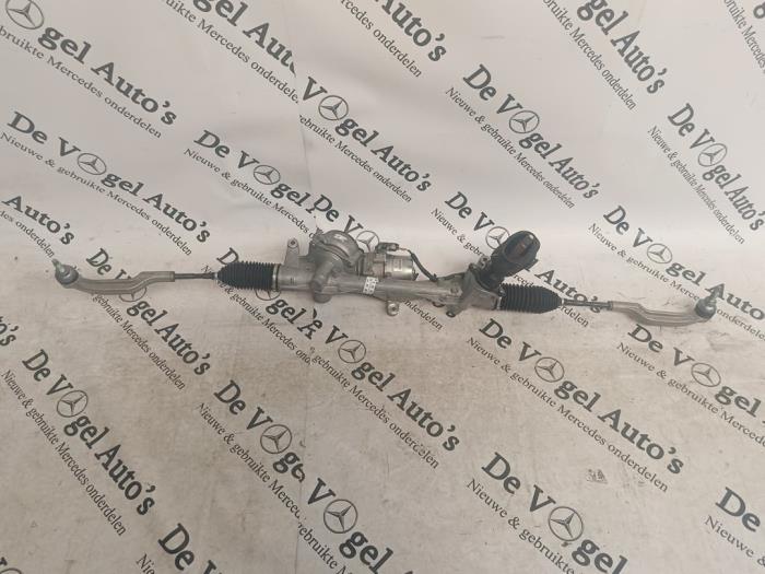 Boîtier de direction assistée d'un Mercedes GLA, 3 mois de garantie, Utilisé, -, -