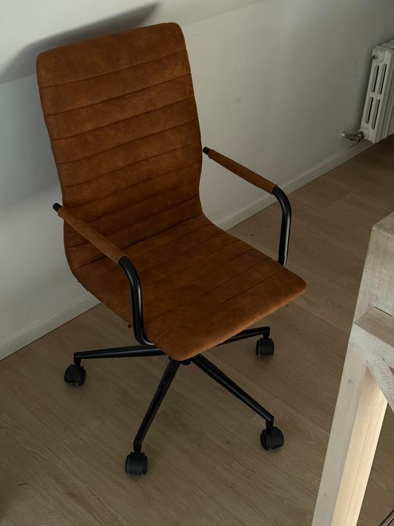 Bureaustoel cognac bruin, Ophalen, Zo goed als nieuw, Bruin, Bureaustoel