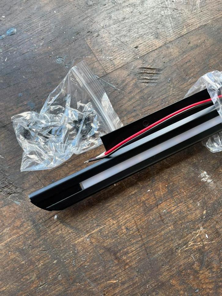 Haba viganelle deurlamp sprinter crafter MAN, Caravans en Kamperen, Mobilhome-accessoires, Nieuw, Ophalen of Verzenden