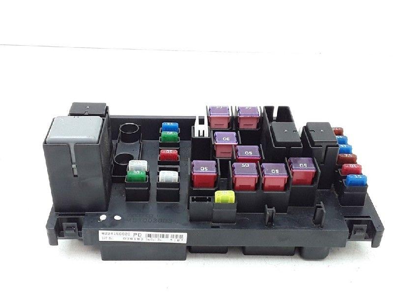 BOITIER FUSIBLES Subaru XV (GT / GX) (|82241SC020|), Utilisé, Subaru