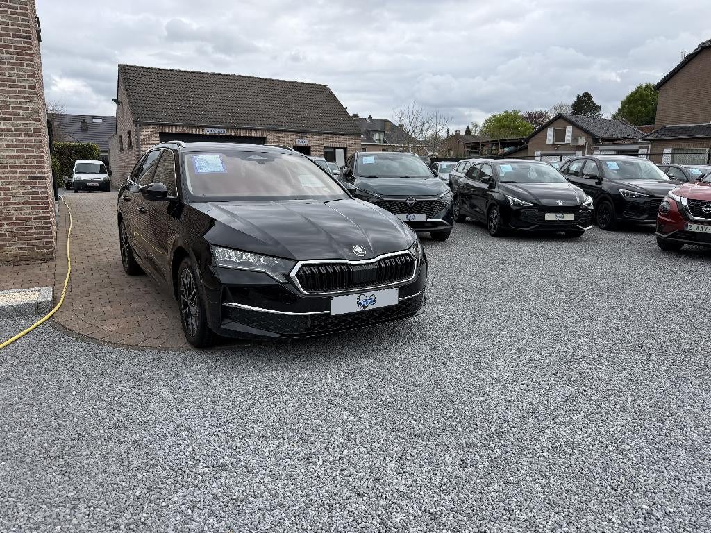 Skoda Octavia Combi 1.5 TSI 150PK mHEV DSG Selection NIEUW, Achat, Entreprise, Noir, 5 portes