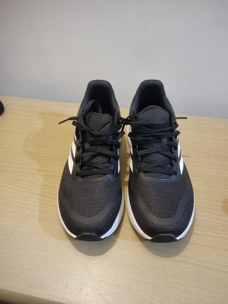 Schoenen ADIDAS 38, Sport en Fitness, Basketbal, Ophalen, Schoenen