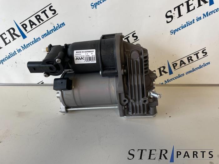 Luchtpomp (Vering) van een Mercedes Viano, Auto-onderdelen, Ophanging en Onderstel, Mercedes-Benz, Nieuw, 12 maanden garantie