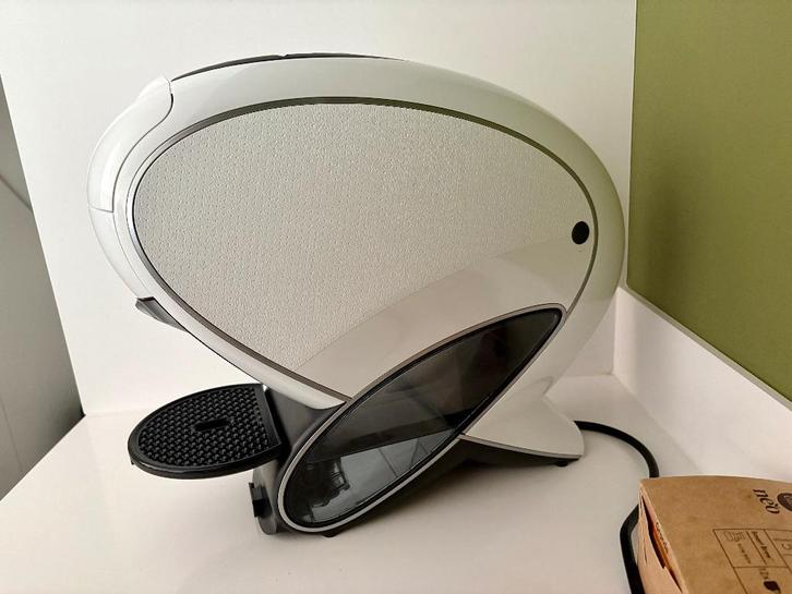 Dolce Gusto NEO Latte, Electroménager, Cafetières, Comme neuf, Dosettes et capsules de café, Autres modèles, 4 à 10 tasses, Réservoir d'eau amovible