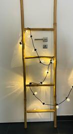 Échelle en bambou + guirlande lumineuse, Enlèvement, Comme neuf