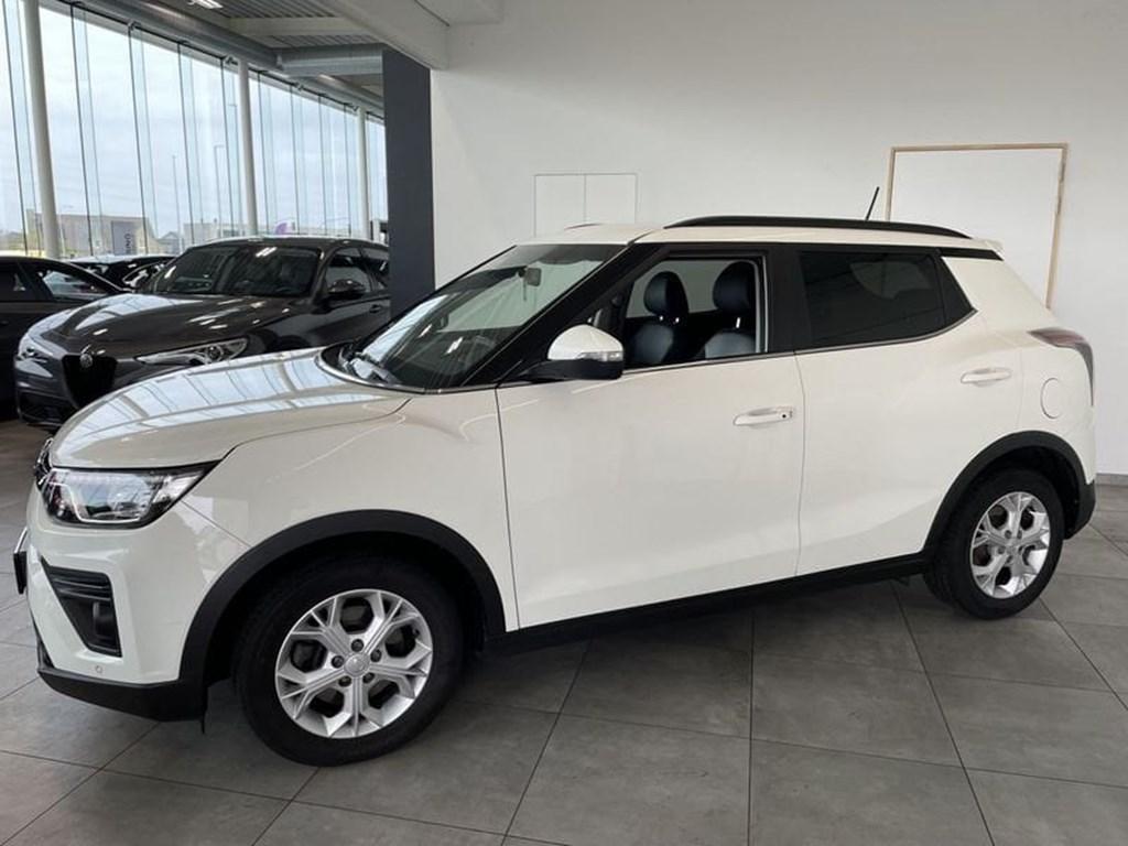SsangYong Tivoli 1,2L / Navigatie / Apple-Android / Camera, Auto's, SsangYong, 94 kW, 128 pk, Wit, Tivoli