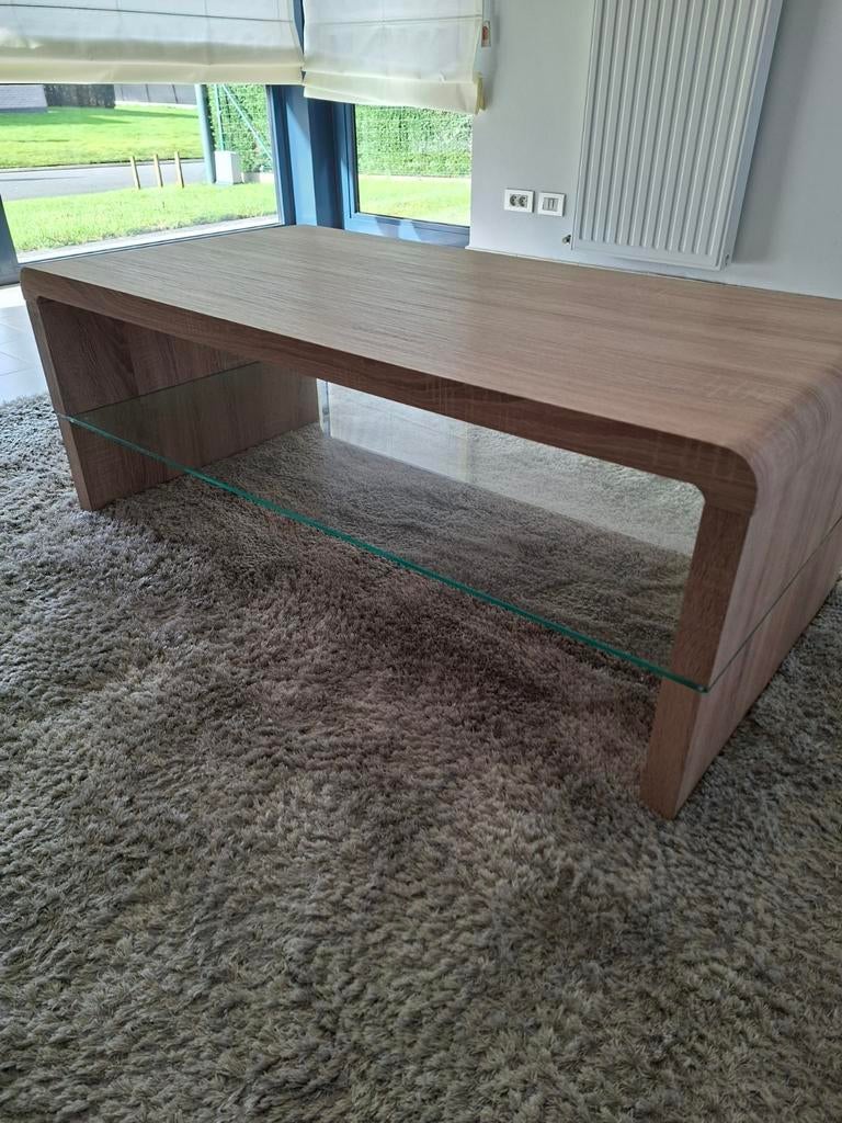 Houten Salontafel met glazen tussen blad. In perfecte staat., Huis en Inrichting, Tafels | Salontafels, Ophalen