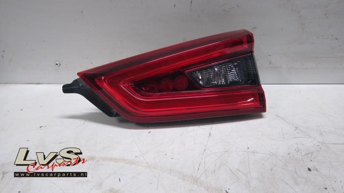 Feu arrière droit d'un Nissan Qashqai, -, 3 mois de garantie, Utilisé, -