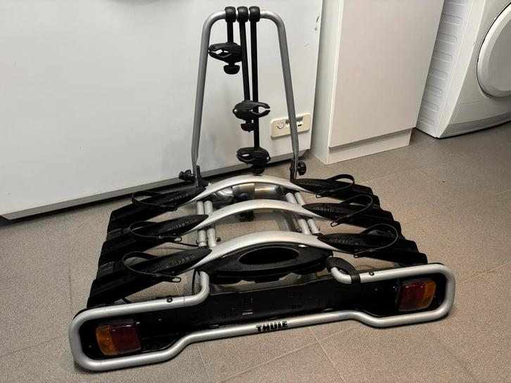 Thule fietsendrager voor 3 fietsen, Auto diversen, Fietsendragers, Zo goed als nieuw, Trekhaakdrager, 3 fietsen of meer, Brede banden
