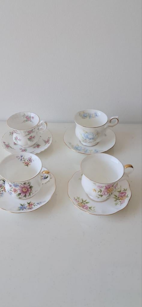 4 Kop en schotels, Ophalen