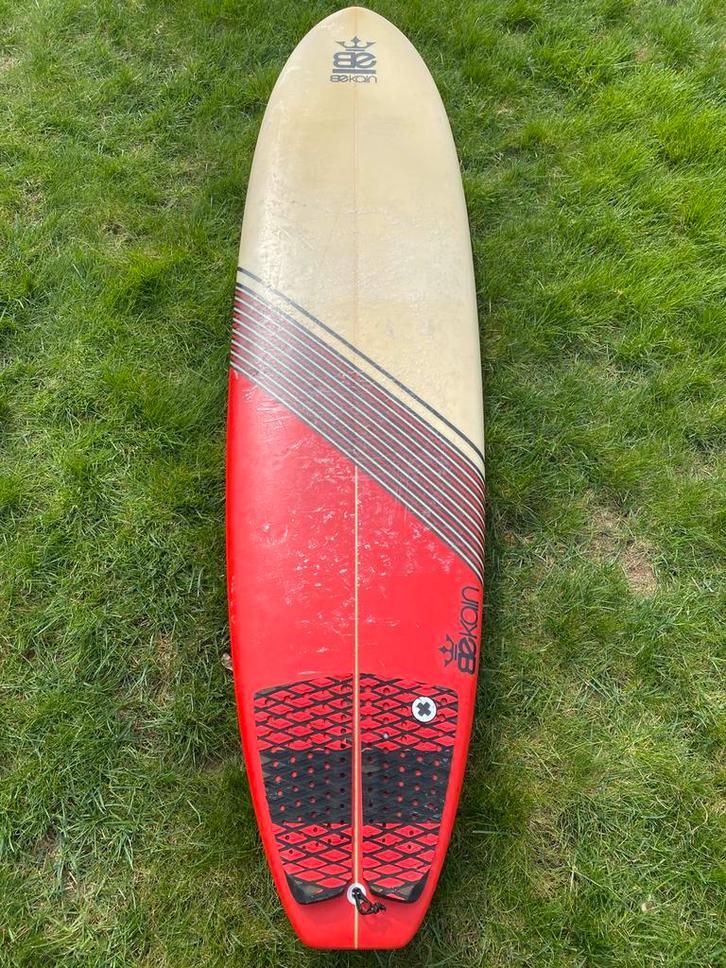 Surfboard Bekain 7’2 – Allround / Funboard, Watersport en Boten, Golfsurfen, Zo goed als nieuw, Funboard, Ophalen