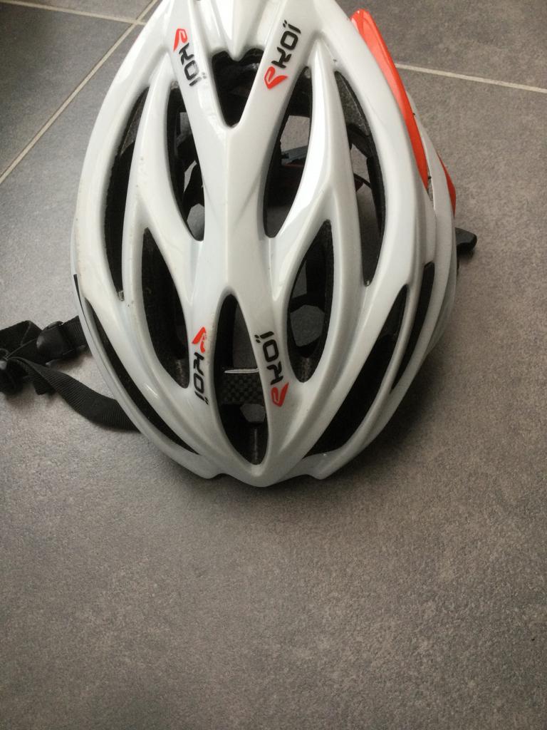 Wielrenners helm Ekoi. Maat M., Sport en Fitness, Ophalen of Verzenden, Zo goed als nieuw, Helm