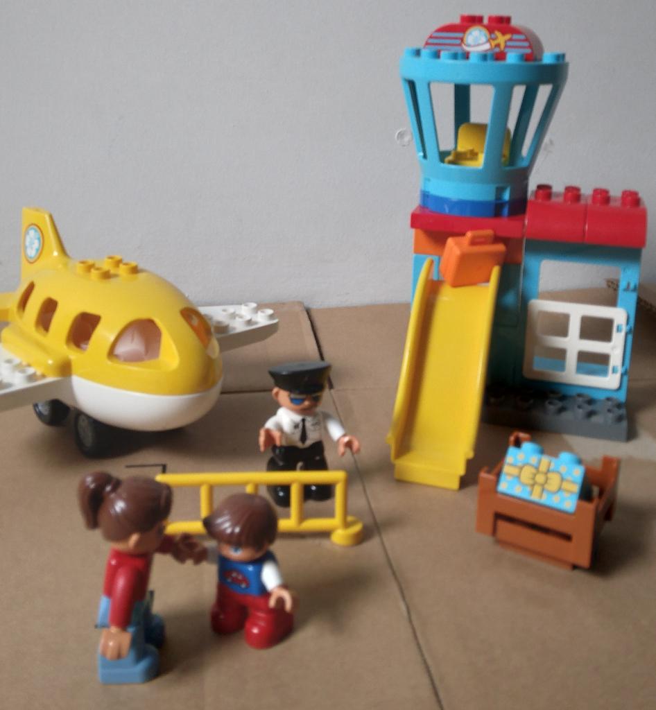Airport - Duplo #10871 (2018), Kinderen en Baby's, Speelgoed | Duplo en Lego, Gebruikt, Duplo, Complete set, Ophalen