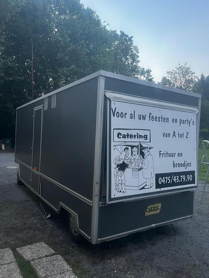 Snackwagen te koop – bijna volledig gerestaureerd, Zakelijke goederen, Stock en Retail | Verkoopwagens, Ophalen
