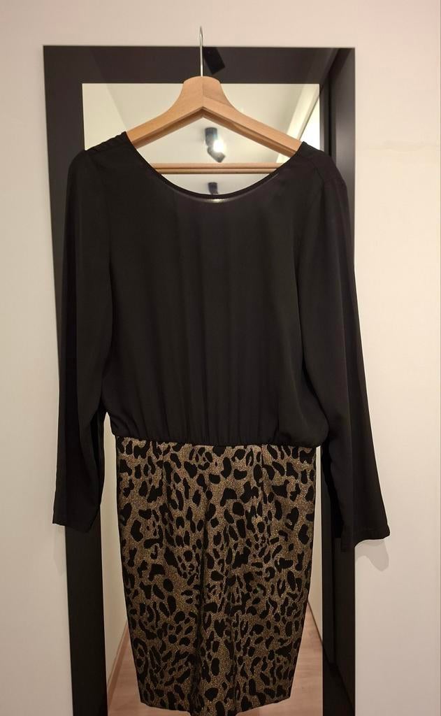 Jurk only maat 36 zwart en gouden glitter, Kleding | Dames, Jurken, Ophalen, Only, Zwart, Maat 36 (S)