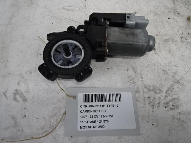 MOTEUR LEVE VITRE ELECTRIQUE AVANT DROIT Jumpy (G9), Utilisé, Droite, Citroën
