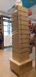 presentatiemeubel met legplankjes & haakjes, perfecte staat!, Zakelijke goederen, Kantoor en Winkelinrichting | Kantoormeubilair en Inrichting