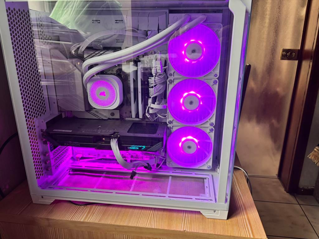 Gaming HIGH END SET UP GARANTIE OP ALLES MET DOZEN, Ophalen, Zo goed als nieuw, Gaming, SSD