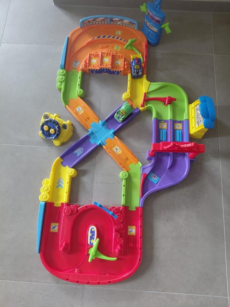 Vtech mega racebaan, Enlèvement