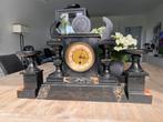 Oude Franse zwart rood marmeren pendule, Antiek en Kunst, Ophalen