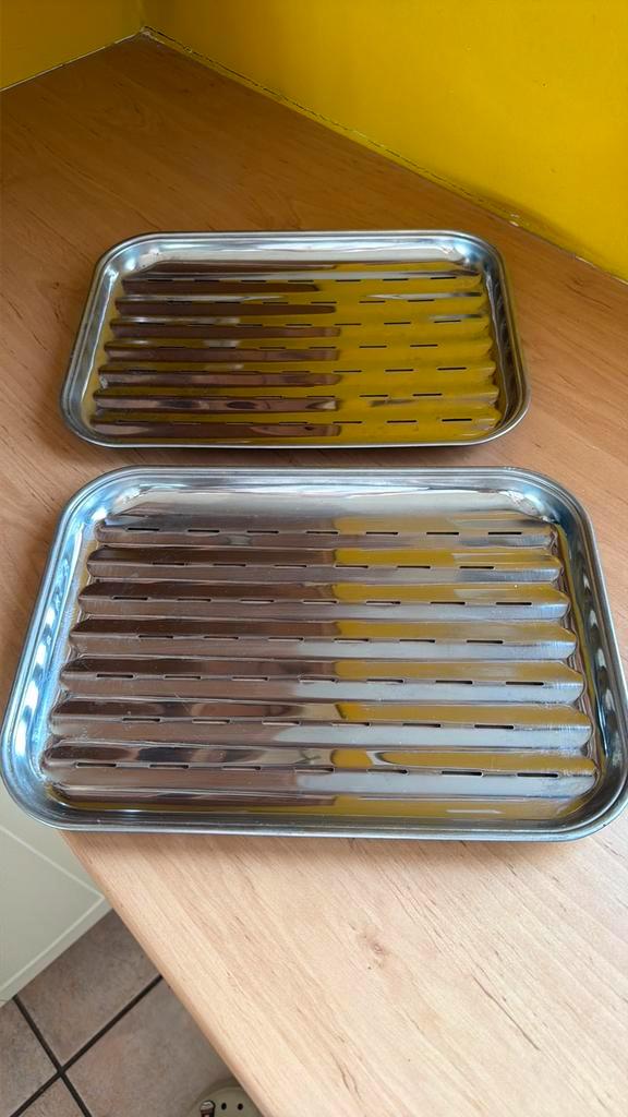 roestvrijstalen barbecue ovenschaal.25/30 cm, Huis en Inrichting, Woonaccessoires | Dienbladen, Ophalen of Verzenden