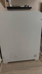 Te koop: babybedje met kast en complete set – €350, Kinderen en Baby's, Ophalen, Zo goed als nieuw, Matras