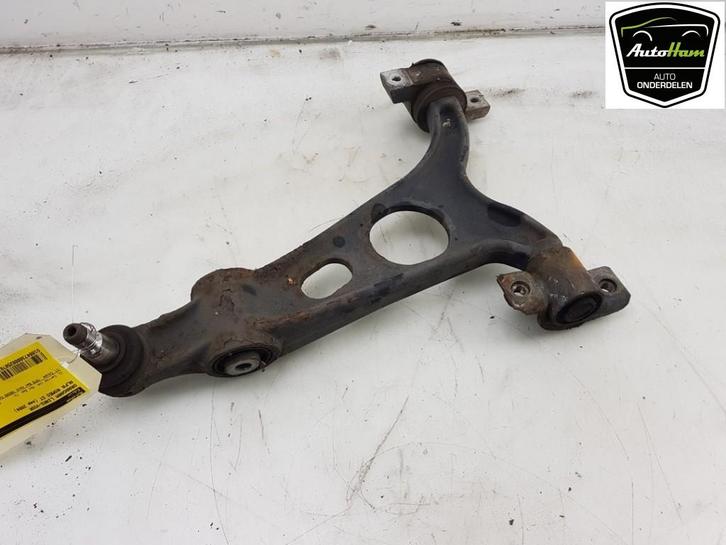 BRAS DE SUSPENSION AVANT GAUCHE (TRIANGLE) GT (937), Autos : Pièces & Accessoires, Suspension & Châssis, Alfa Romeo, Utilisé