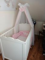 Babybedje met toebehoren., Kinderen en Baby's, Kinderkamer | Complete kinderkamers, Ophalen, Zo goed als nieuw