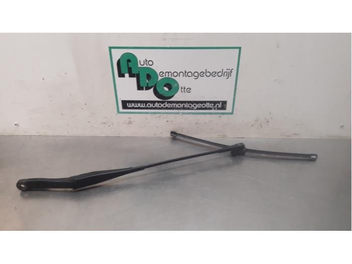 Ruitenwisserarm voor van een Opel Astra (Astra H 04-), Auto-onderdelen, Ruiten en Toebehoren, Opel, Gebruikt, 3 maanden garantie