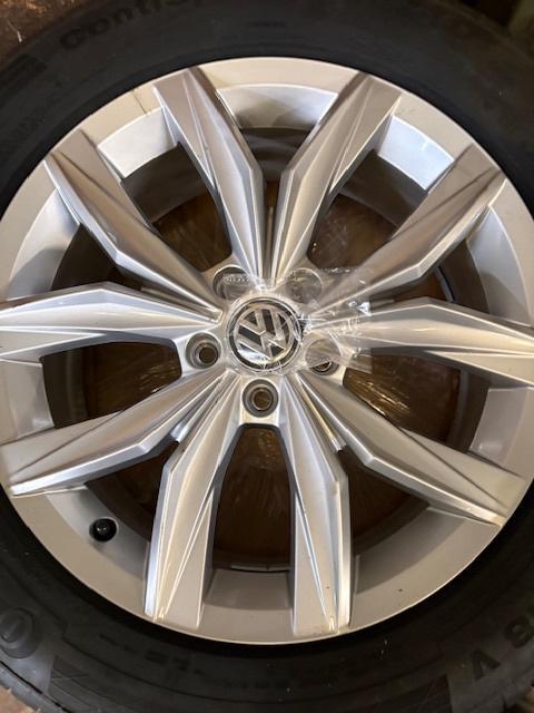 18 inch VW Kingston-velgen met Continental-banden, Auto-onderdelen, Banden en Velgen, Banden en Velgen, Zomerbanden, 18 inch, 235 mm