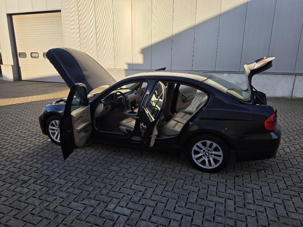 Berline BMW 320d 2008, Autos, BMW, Cuir, Essai à domicile, Achat, Entreprise