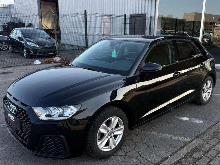 Audi A1 CLIM* GPS* CRUISE* VOLANT MULTI* ESSENCE, Autos, Audi, Entreprise, Achat, A1, ABS, Airbags, Air conditionné, Alarme, Android Auto