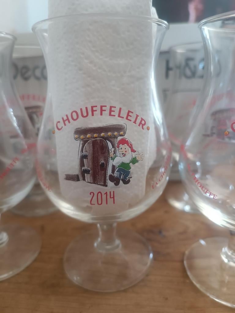 Chouffeleir glazen 2014, Verzenden