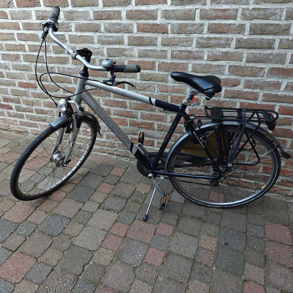 Herenfiets Minerva, Enlèvement