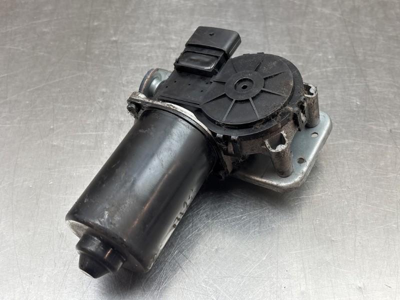 MOTEUR ESSUIE-GLACE AVANT Kia Cee'd Sportswagon (JDC5), Kia, Dhr. M. Roggen, Stadsweg 37 37
9917 PV  WIRDUM GR., NL, Utilisé