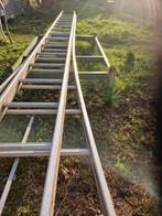 Lange alu ladder van 5,3m x 2 stuks, Doe-het-zelf en Bouw, Ophalen, Ladder