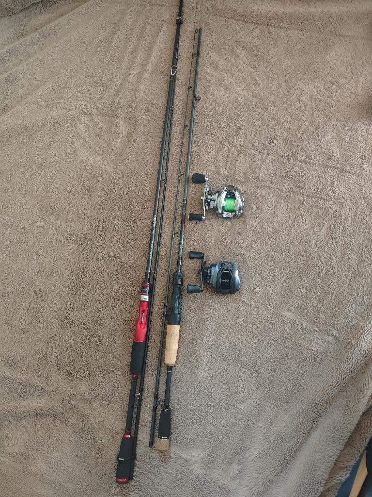 2 set reel hengels, Ophalen, Zo goed als nieuw