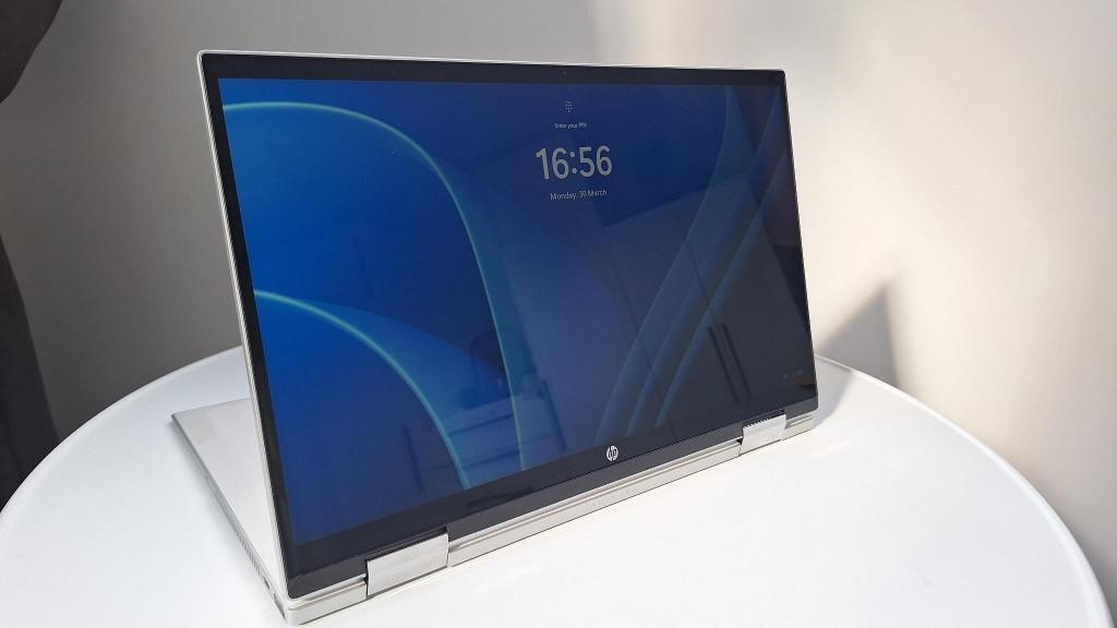 HP Pavilion x360 15-ER1755ND (QWERTY keyboard), Computers en Software, Windows Laptops, I5-1235U, Zo goed als nieuw, HP Pavilion