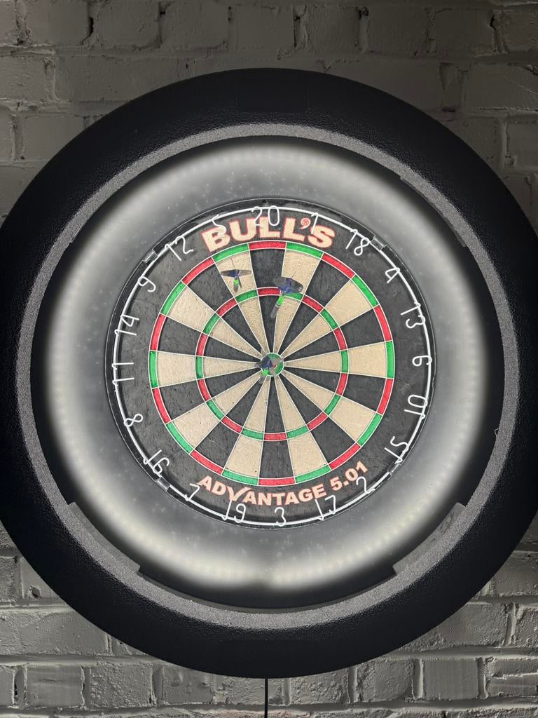 Darts pakket, Ophalen, Zo goed als nieuw