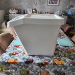 Plastiek bakken, Enlèvement