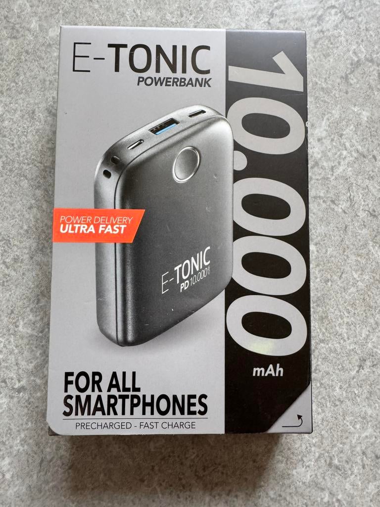 Nieuwe Powerbank, Télécoms, Batteries externes, Enlèvement ou Envoi