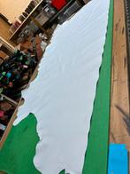 Witte kleur halve huid 1,5 mm dikte soepel en glad A-135-1, Hobby en Vrije tijd, Ophalen of Verzenden, Zo goed als nieuw, Geel